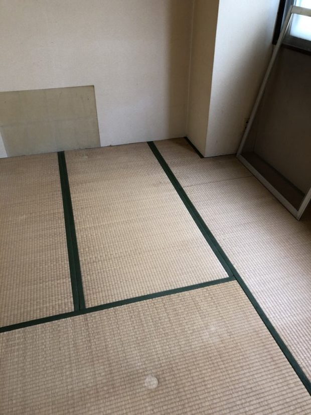 【八幡市】2DKのアパート1室分の不用品回収☆大量の不用品を回収し、片付けが苦手なお客様に喜んでいただけました!
