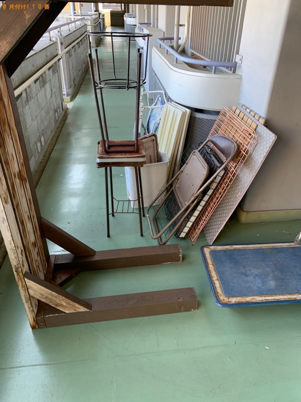 【京都市南区】水槽を置く台、椅子、ダンボール等の回収・処分ご依頼